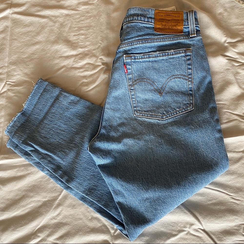 Levi’s Wedgie Jeans - 28